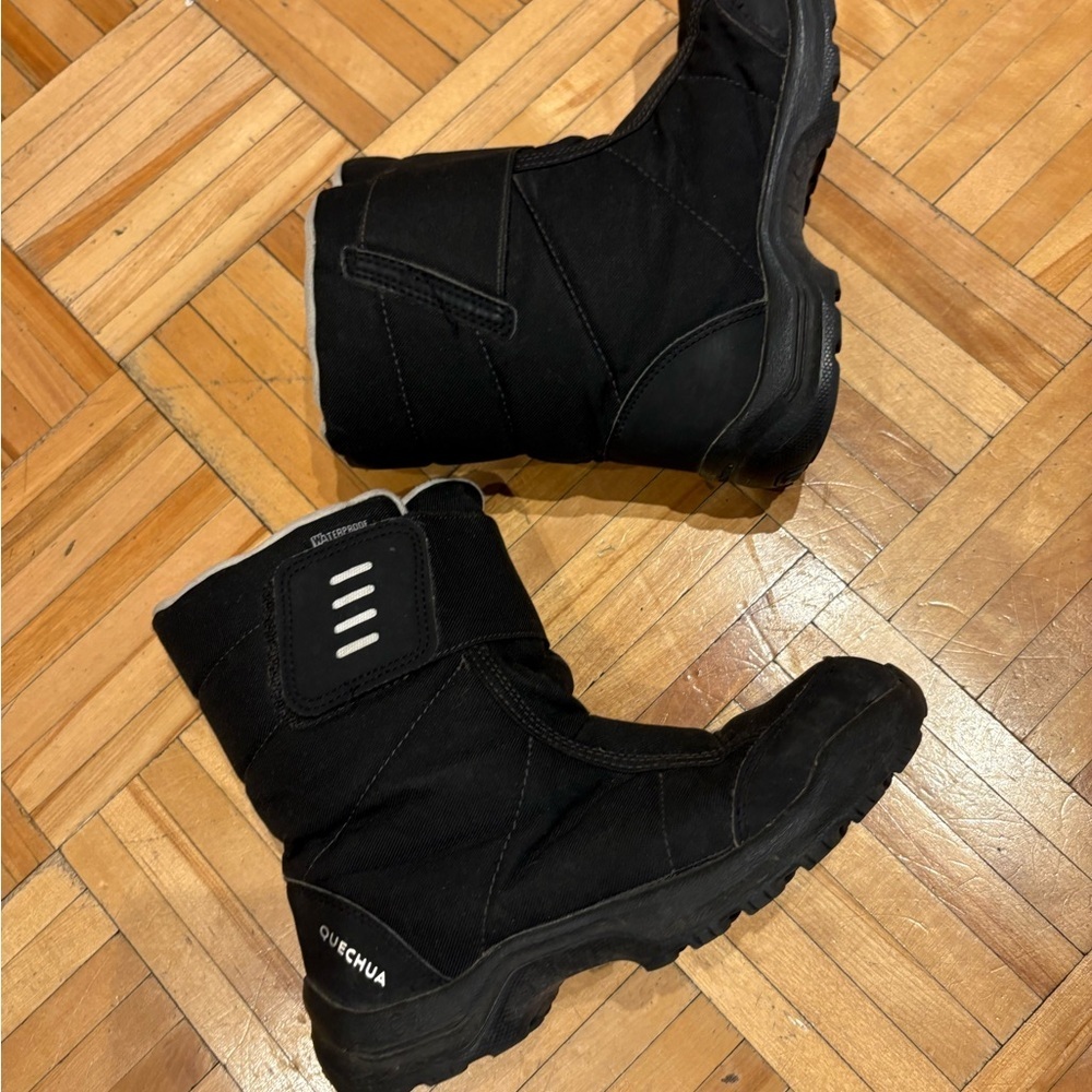 Quechua Black Insulated Boots​​